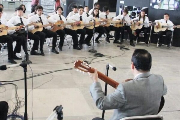 guitarra 12